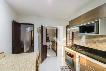 Casa de condomínio para alugar com 330m², 5 quartos e 3 vagas Casa de condomínio para alugar com 330m², 5 quartos e 3 vagasCozinha 1