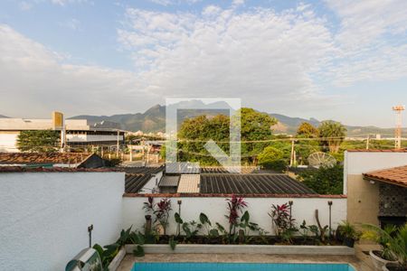 Casa de condomínio para alugar com 330m², 5 quartos e 3 vagas Casa de condomínio para alugar com 330m², 5 quartos e 3 vagasVista da Varanda dos Fundos