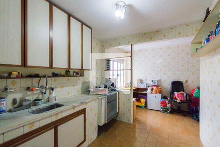 Casa de condomínio para alugar com 330m², 5 quartos e 3 vagas Casa de condomínio para alugar com 330m², 5 quartos e 3 vagasCozinha 2