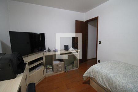 Casa à venda com 198m², 3 quartos e 2 vagasQuarto 3