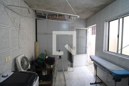 Casa à venda com 198m², 3 quartos e 2 vagasÁrea de Serviço