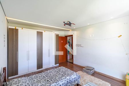 Casa à venda com 274m², 2 quartos e 8 vagasQuarto 