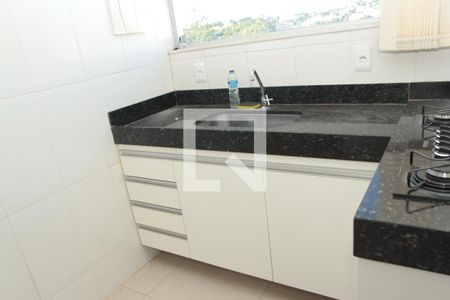 Cozinha de apartamento à venda com 3 quartos, 140m² em Santa Amelia, Belo Horizonte