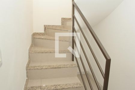Apartamento à venda com 140m², 3 quartos e 2 vagasEscada