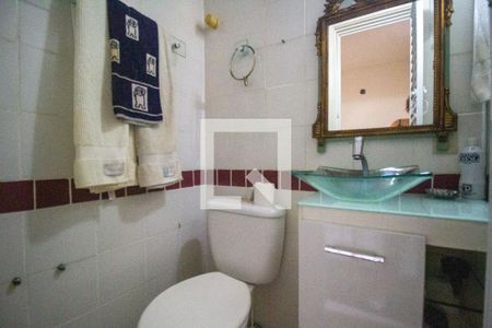Casa de condomínio à venda com 61m², 2 quartos e 1 vagaBanheiro