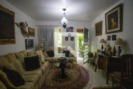 Sala de casa de condomínio à venda com 2 quartos, 61m² em Vargem Pequena, Rio de Janeiro