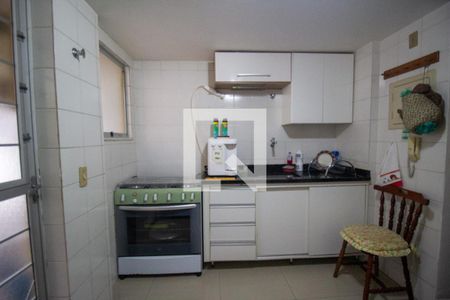 Casa de condomínio à venda com 61m², 2 quartos e 1 vagaCozinha e Área de Serviço