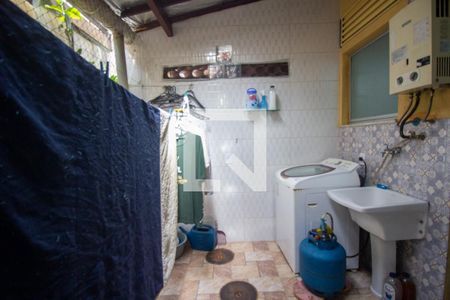 Casa de condomínio à venda com 61m², 2 quartos e 1 vagaCozinha e Área de Serviço