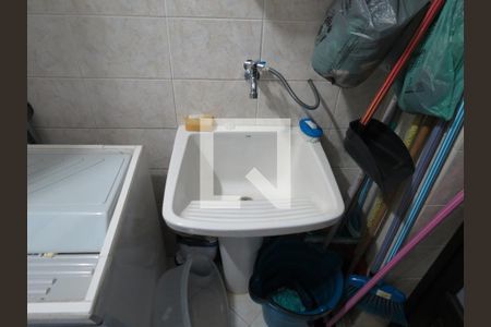 Casa à venda com 308m², 4 quartos e 6 vagasLavanderia - Tanque