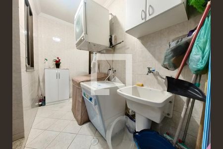 Casa à venda com 308m², 4 quartos e 6 vagas Casa à venda com 308m², 4 quartos e 6 vagasLavanderia