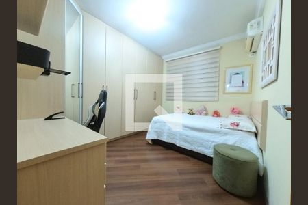 Casa à venda com 308m², 4 quartos e 6 vagas Casa à venda com 308m², 4 quartos e 6 vagasQiuarto 2