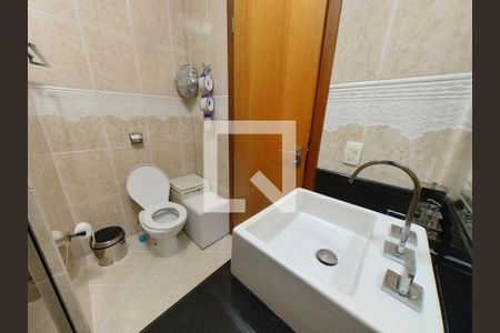 Banheiro Quarto 1 de casa à venda com 4 quartos, 308m² em Jardim Monjolo, São Paulo