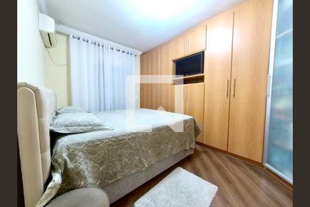 Quarto 1 de casa à venda com 4 quartos, 308m² em Jardim Monjolo, São Paulo