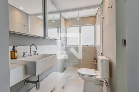 Banheiro da Suíte de apartamento para alugar com 1 quarto, 58m² em Jardins, São Paulo