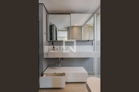 Banheiro da Suíte de apartamento para alugar com 1 quarto, 58m² em Jardins, São Paulo
