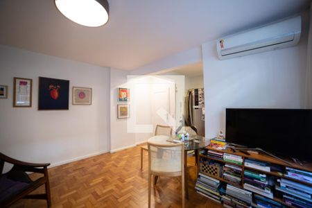 Sala de apartamento à venda com 3 quartos, 100m² em Leblon, Rio de Janeiro