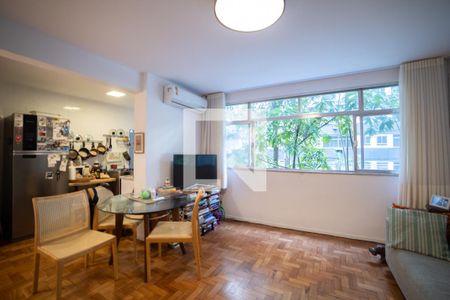 Sala de apartamento à venda com 3 quartos, 100m² em Leblon, Rio de Janeiro