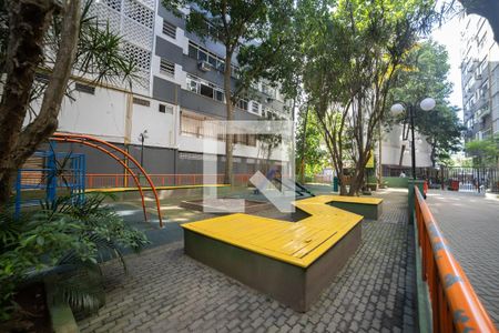 Apartamento à venda com 100m², 3 quartos e sem vagaÁrea comum - Playground