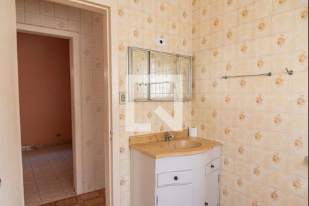 Casa à venda com 200m², 2 quartos e 4 vagasBanheiro