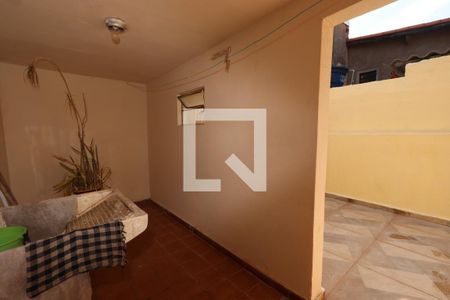 Casa para alugar com 90m², 2 quartos e sem vagaLavanderia