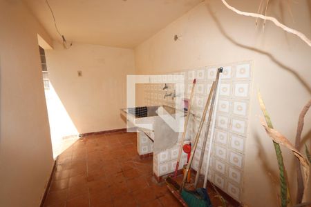 Casa para alugar com 90m², 2 quartos e sem vagaLavanderia