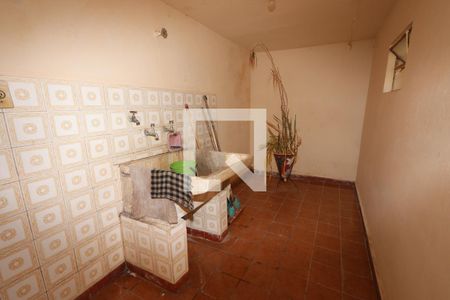 Casa para alugar com 90m², 2 quartos e sem vagaLavanderia