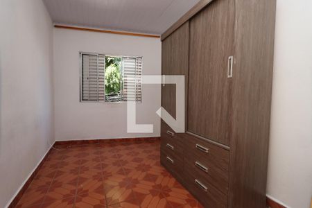 Quarto 2 de casa para alugar com 2 quartos, 90m² em Vila Ema, São Paulo