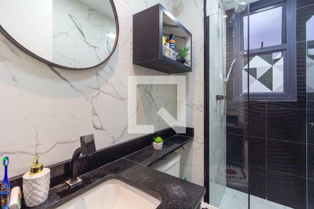 Apartamento à venda com 75m², 2 quartos e 2 vagas Apartamento à venda com 75m², 2 quartos e 2 vagasBanheiro