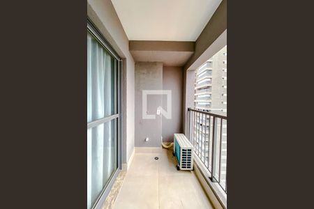 Varanda de kitnet/studio para alugar com 1 quarto, 25m² em Vila Mariana, São Paulo