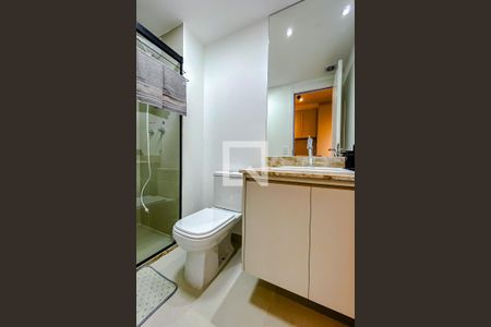 Banheiro de kitnet/studio para alugar com 1 quarto, 25m² em Vila Mariana, São Paulo