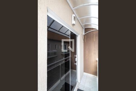 Casa de condomínio para alugar com 56m², 2 quartos e 1 vaga Casa de condomínio para alugar com 56m², 2 quartos e 1 vagaVaranda do Quarto 2