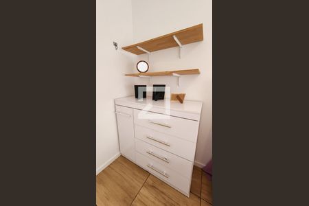 Apartamento para alugar com 92m², 2 quartos e 1 vagaQuarto 2 - Armários