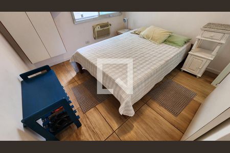 Quarto Suíte de apartamento para alugar com 2 quartos, 92m² em Aparecida, Santos