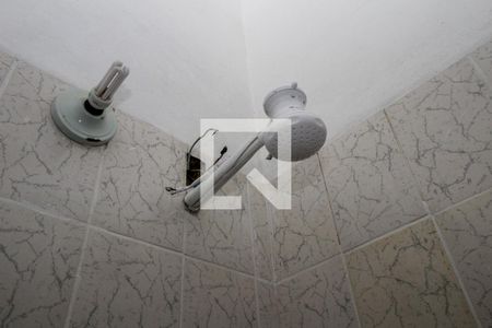 Banheiro de casa para alugar com 1 quarto, 27m² em Parque Independencia, São Paulo