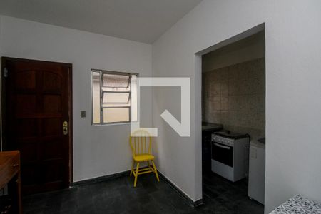 Sala de casa para alugar com 1 quarto, 27m² em Parque Independencia, São Paulo