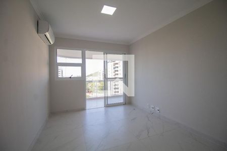 Sala de apartamento para alugar com 3 quartos, 96m² em  Recreio dos Bandeirantes, Rio de Janeiro