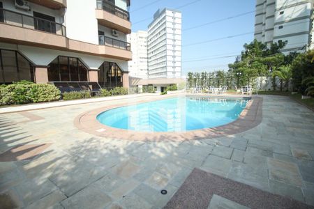 Apartamento à venda com 325m², 3 quartos e 5 vagas Apartamento à venda com 325m², 3 quartos e 5 vagasÁrea comum