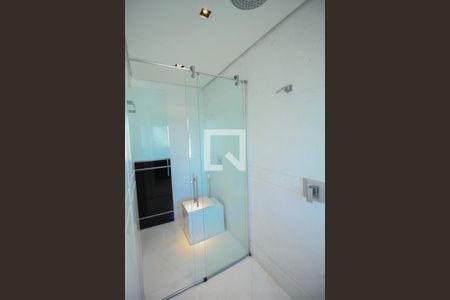 Apartamento à venda com 325m², 3 quartos e 5 vagas Apartamento à venda com 325m², 3 quartos e 5 vagasBanheiro