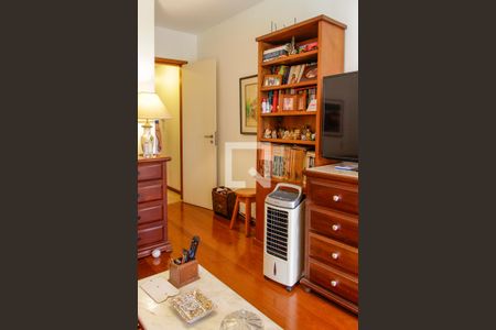 Apartamento à venda com 200m², 4 quartos e 2 vagasQuarto 3