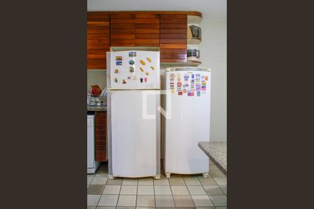 Apartamento à venda com 200m², 4 quartos e 2 vagasCozinha