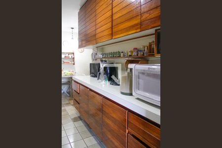 Apartamento à venda com 200m², 4 quartos e 2 vagasCozinha