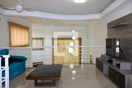 Casa à venda com 550m², 3 quartos e 3 vagas Casa à venda com 550m², 3 quartos e 3 vagasSala de TV 2º Andar