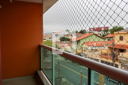 Casa à venda com 550m², 3 quartos e 3 vagas Casa à venda com 550m², 3 quartos e 3 vagasVaranda da Suíte 2