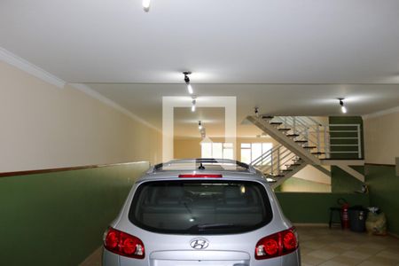 Casa à venda com 550m², 3 quartos e 3 vagas Casa à venda com 550m², 3 quartos e 3 vagasGaragem