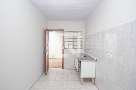 Cozinha de casa para alugar com 1 quarto, 26m² em Vila das Merces, São Paulo