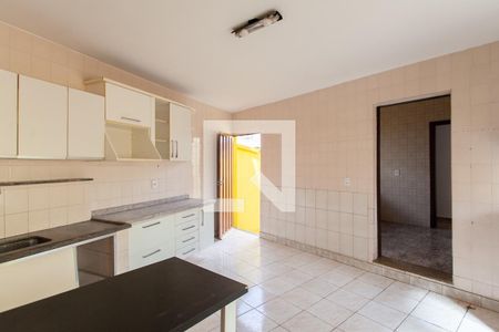Casa à venda com 360m², 3 quartos e 3 vagasCozinha 2