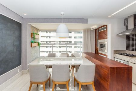 Sala de apartamento à venda com 2 quartos, 70m² em Vila da Serra, Nova Lima
