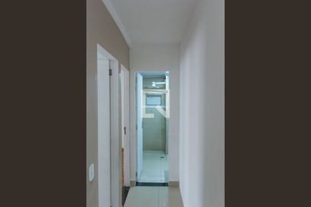 Corredor de apartamento para alugar com 2 quartos, 59m² em Vila Esperança, São Paulo
