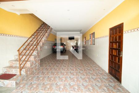 Casa à venda com 300m², 4 quartos e 6 vagasGaragem