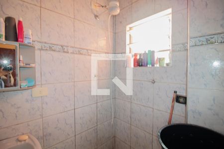 Casa à venda com 300m², 4 quartos e 6 vagasBanheiro da Suíte 1